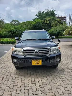 Toyota Land Cruiser 5.7 V8 2009 Black