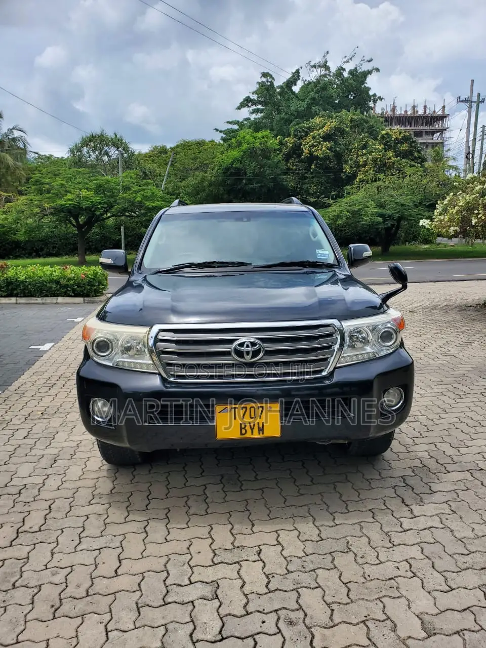Toyota Land Cruiser 5.7 V8 2009 Black