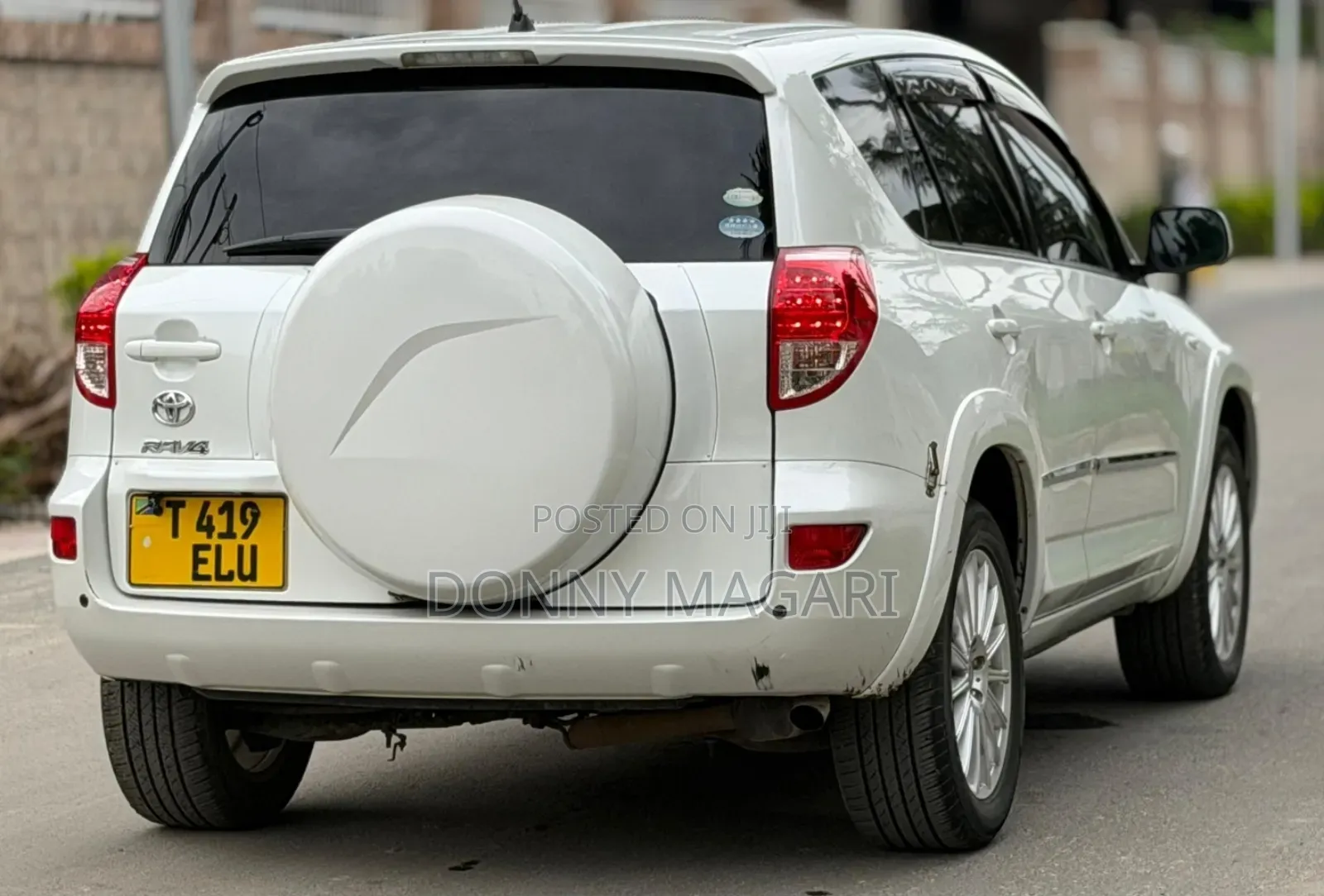 Toyota RAV4 2006 White