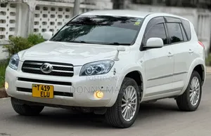 Toyota RAV4 2006 White