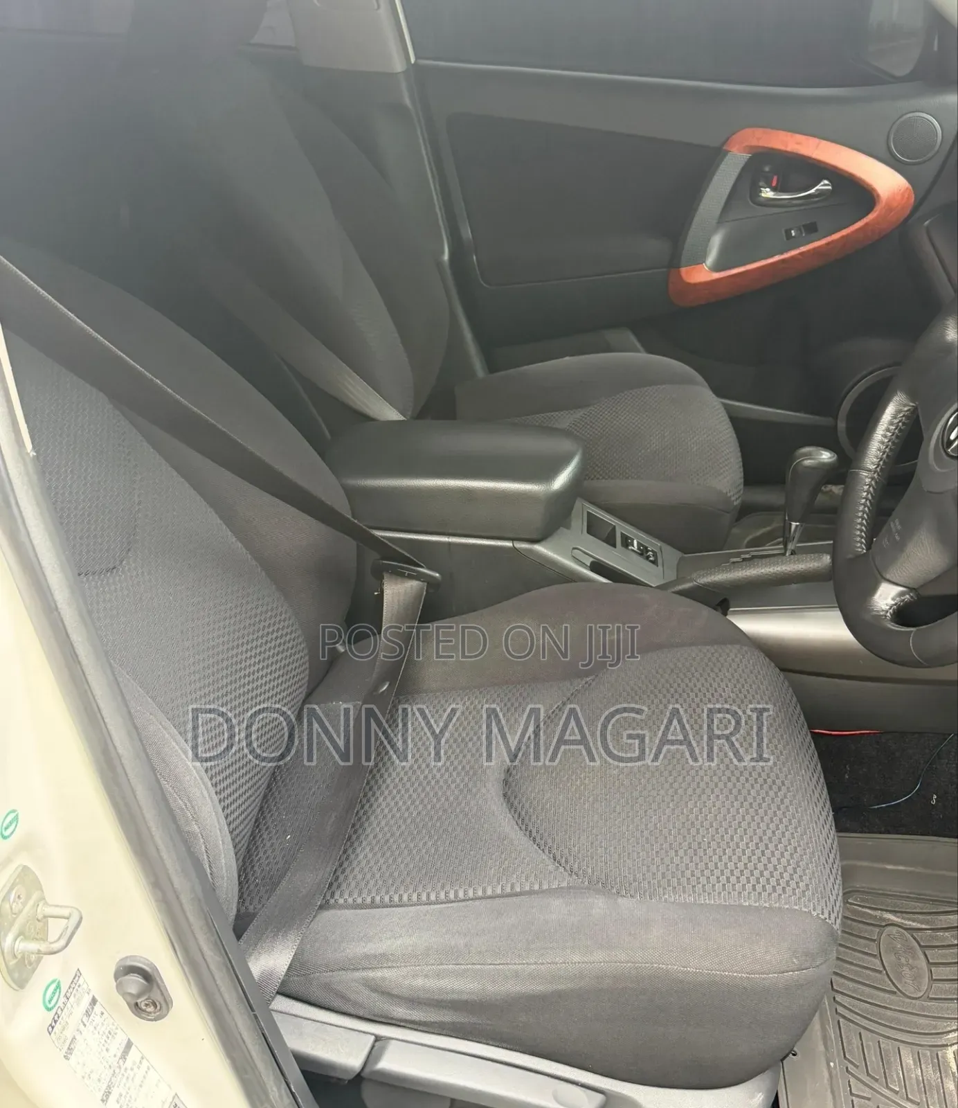 Toyota RAV4 2006 White