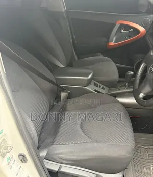Toyota RAV4 2006 White
