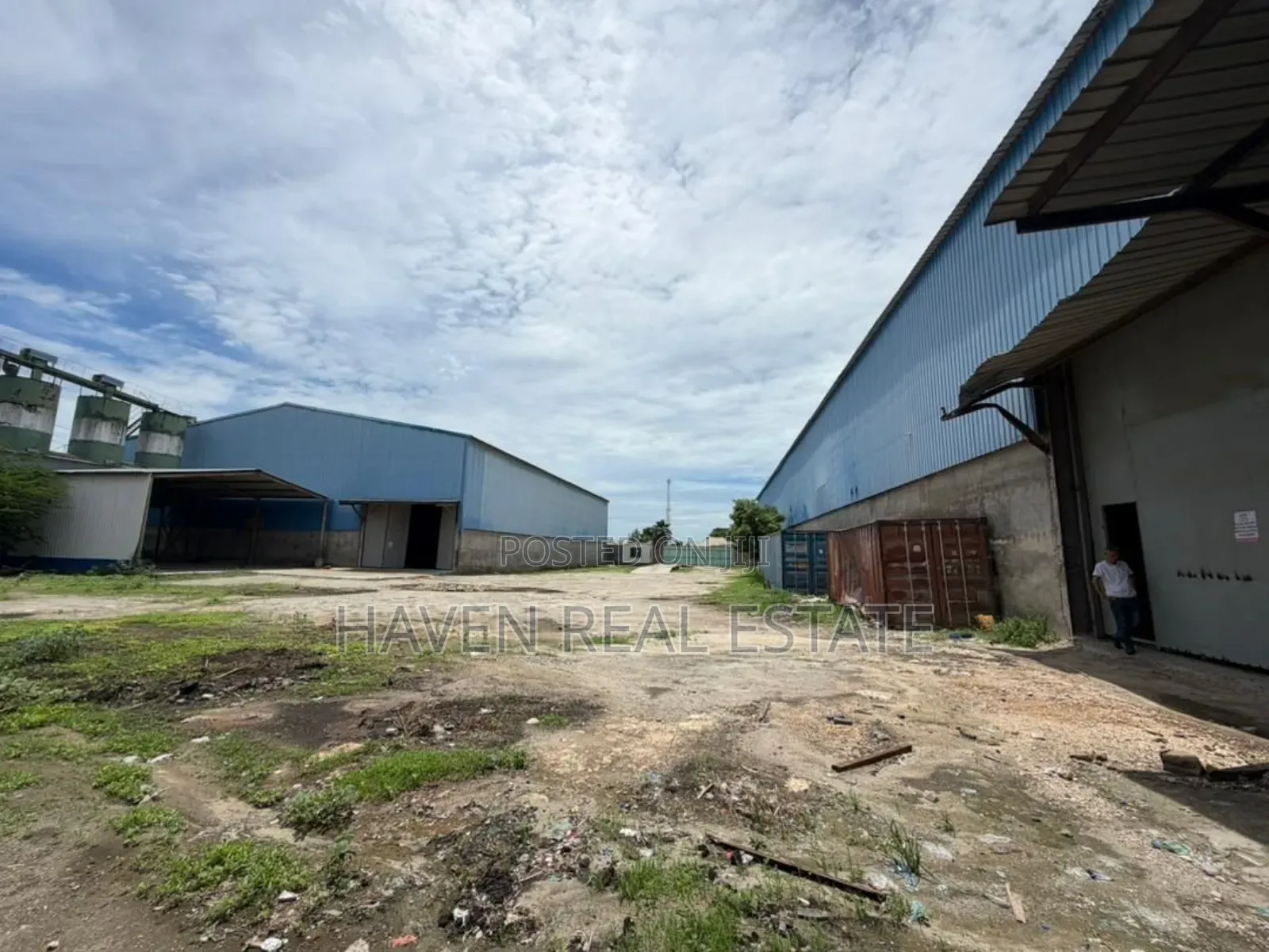 2godowns for Sale at Mbagala Zakhem