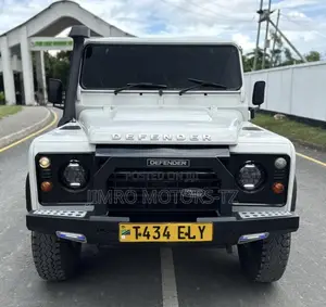 Land Rover Defender 2015 White
