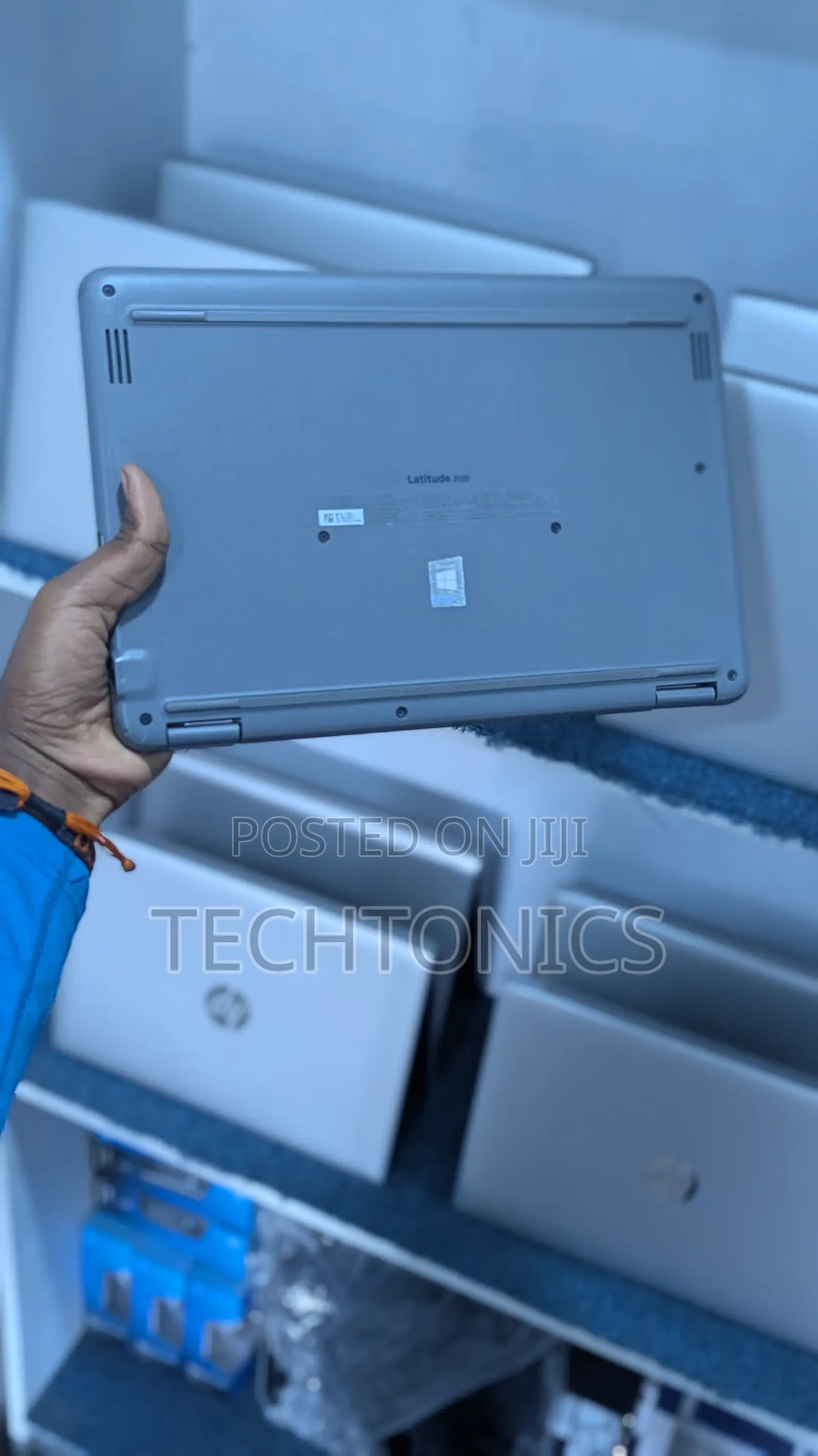 Laptop Dell Latitude 3120 8GB Intel Celeron SSD 128GB