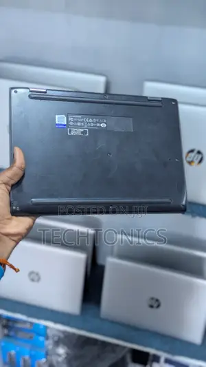 Laptop Lenovo 300e 4GB Intel SSD 128GB