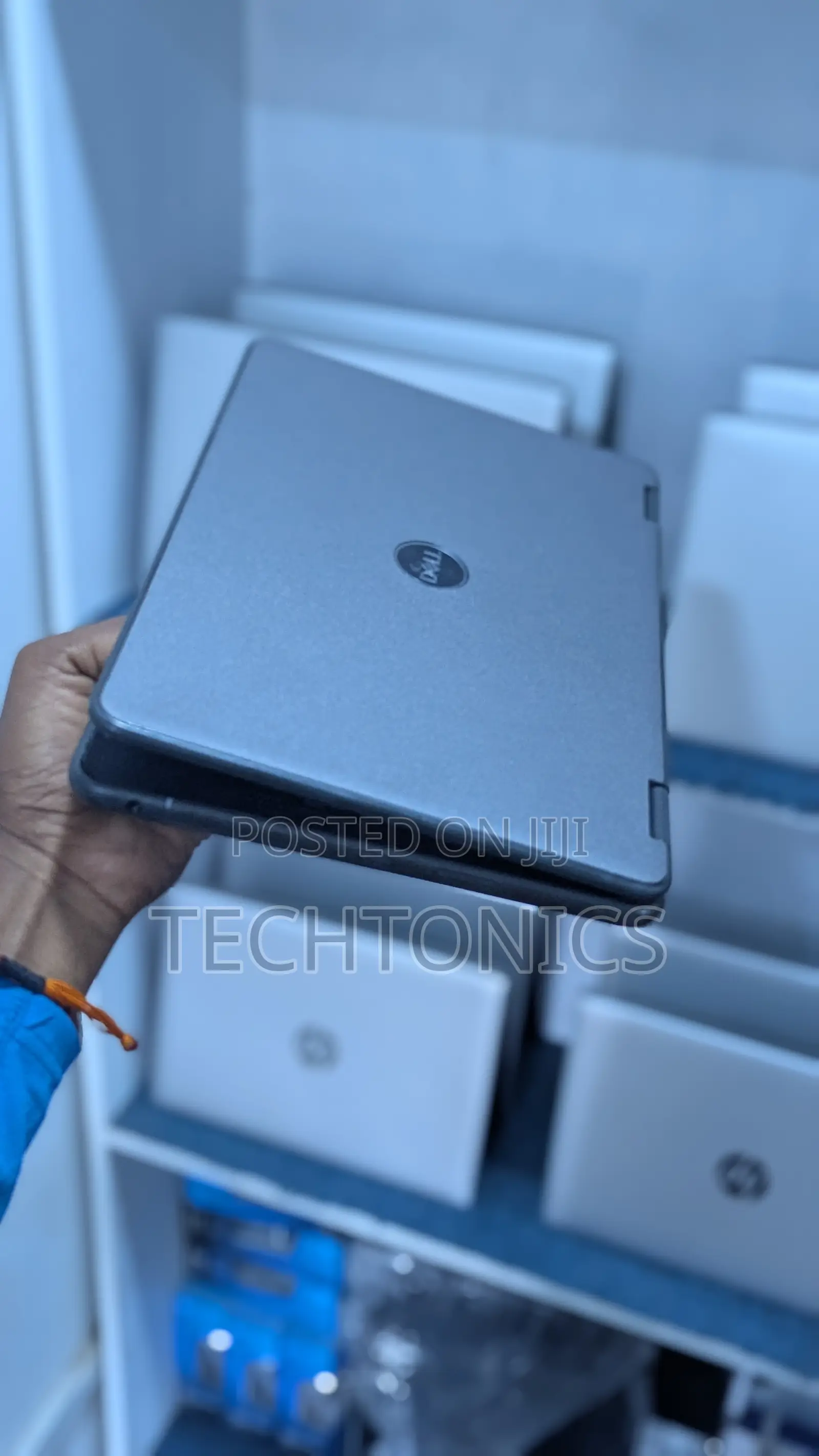 Laptop Dell Latitude 3189 8GB Intel SSD 128GB