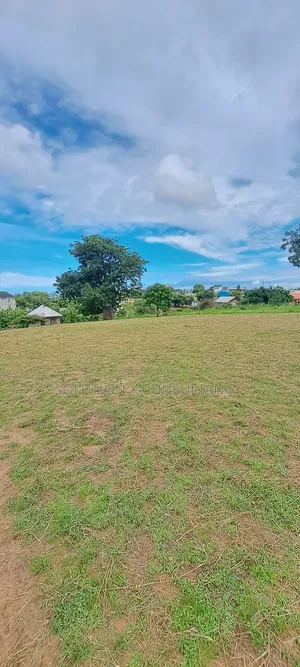 Kiwanja Kinauzwa Bunju Beach Moga