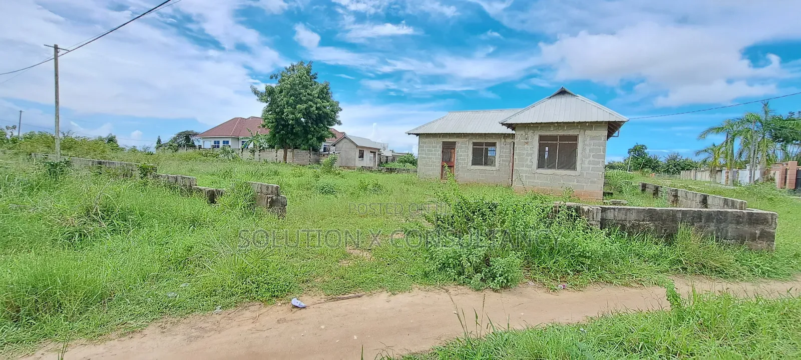 Kiwanja Cha Corner Kinauzwa Mbweni Mpiji