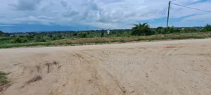 Kiwanja Kinauzwa Mbweni Mpiji Chapili Toka Barabara Kuu