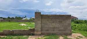 Kiwanja Kinauzwa Mbweni Mpiji Ndani Ya Fence