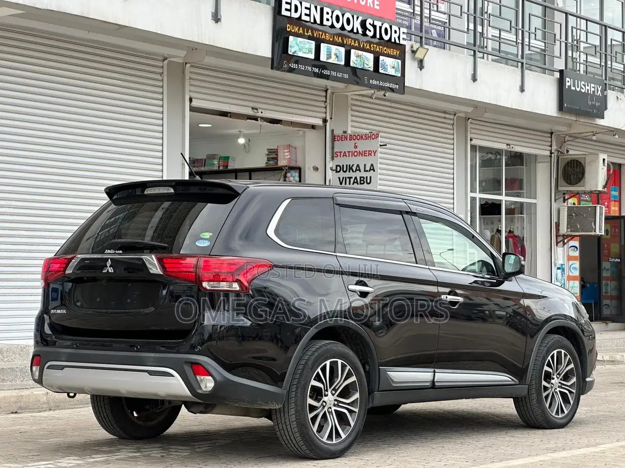 Mitsubishi Outlander 2.0 PHEV AWD 2015 Black