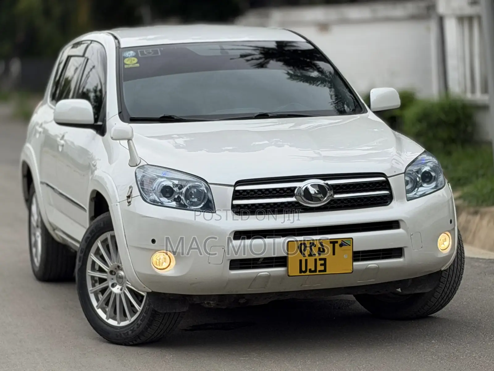 Toyota RAV4 2006 White