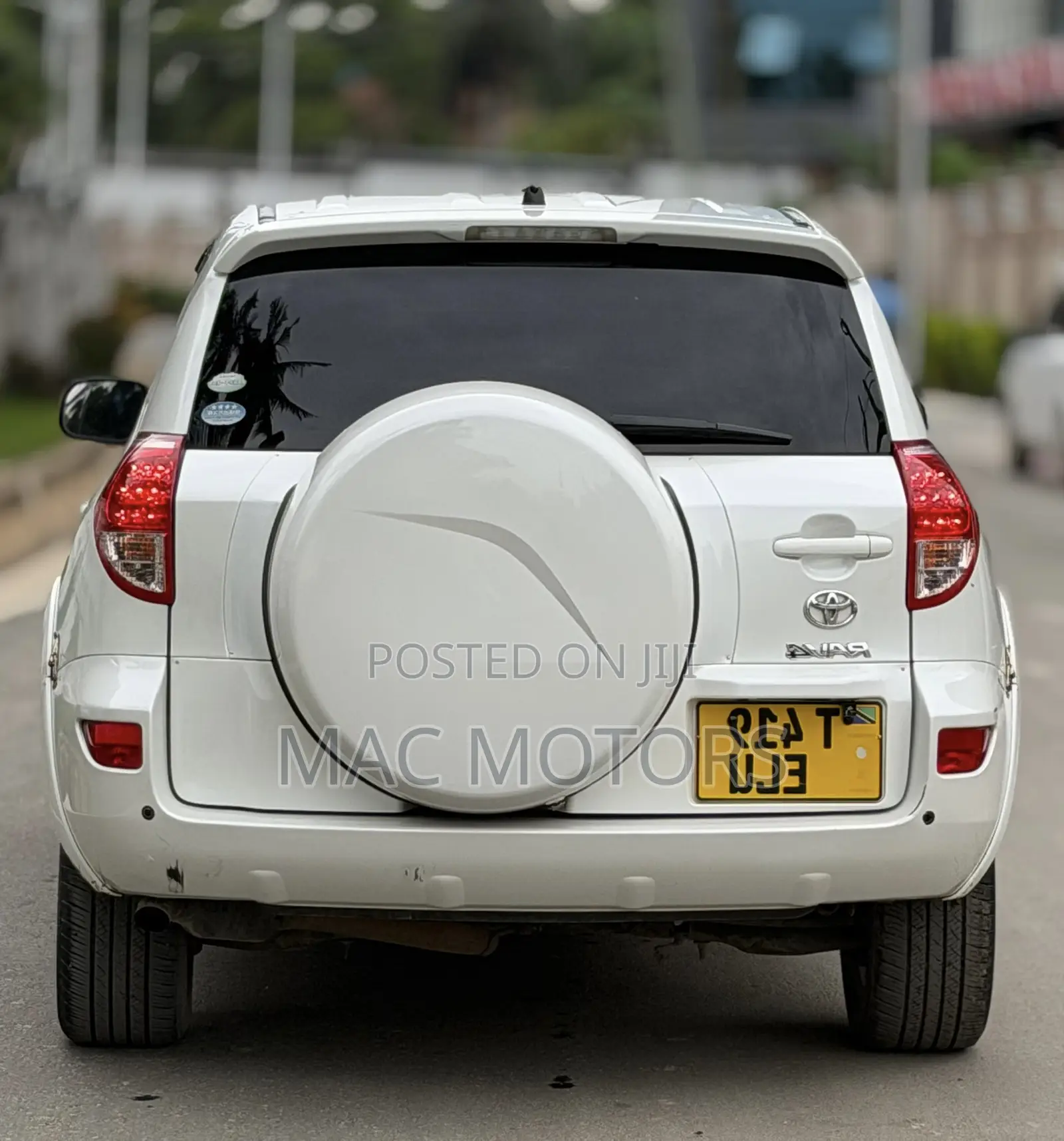 Toyota RAV4 2006 White