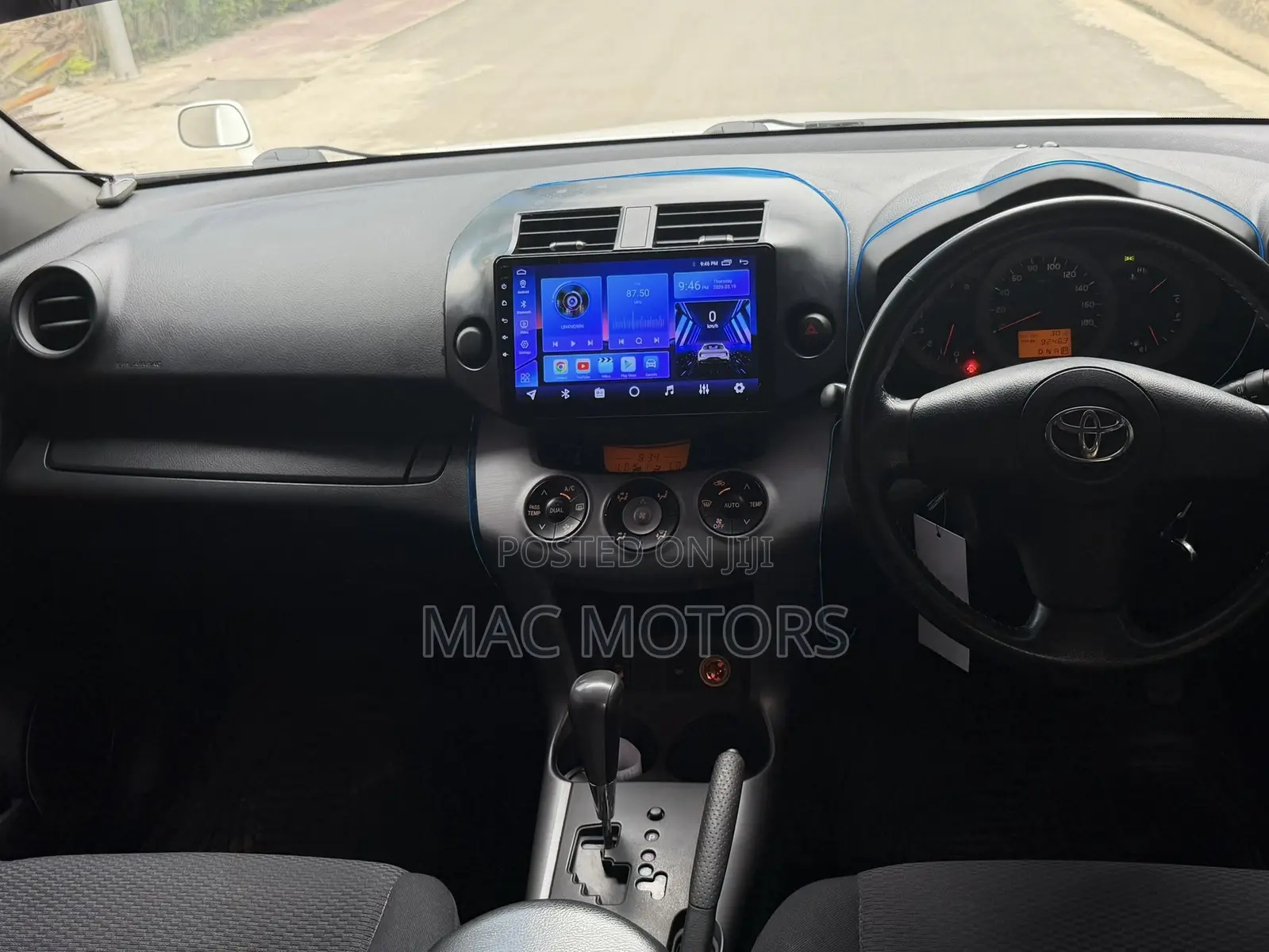 Toyota RAV4 2006 White