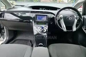 Toyota Prius 2010 Silver