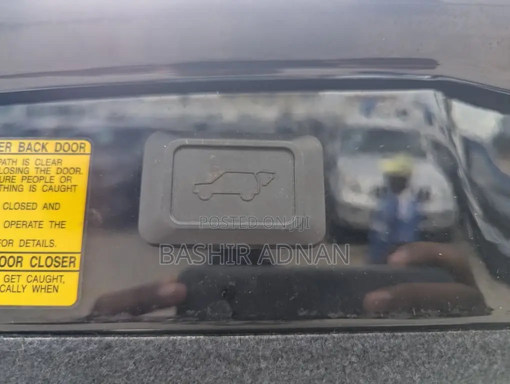Toyota Harrier 2.4 2011 Matt Black
