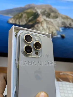 New Apple iPhone 15 Pro Max 256 GB Gray