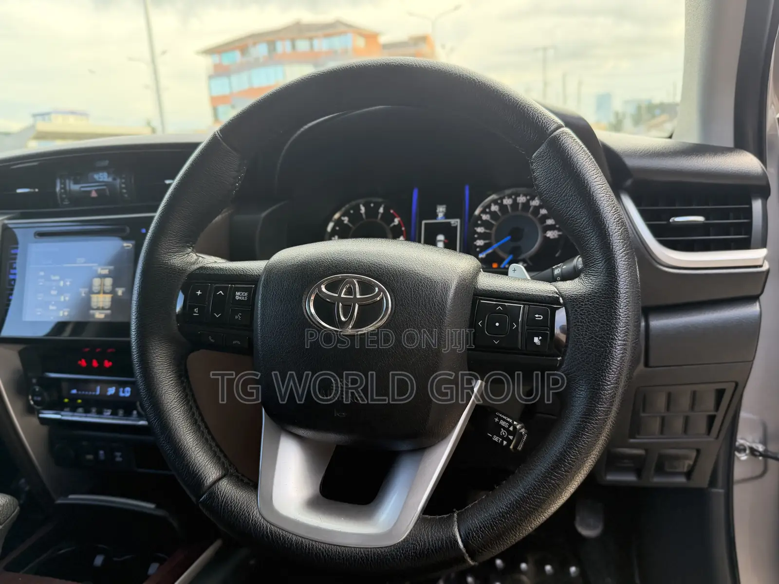 Toyota Fortuner 2.8 D RWD 2018 Silver
