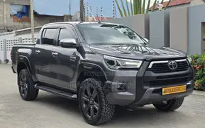 Toyota Hilux Revo Double Cab Deisel 2.8 AWD 2021 Gray