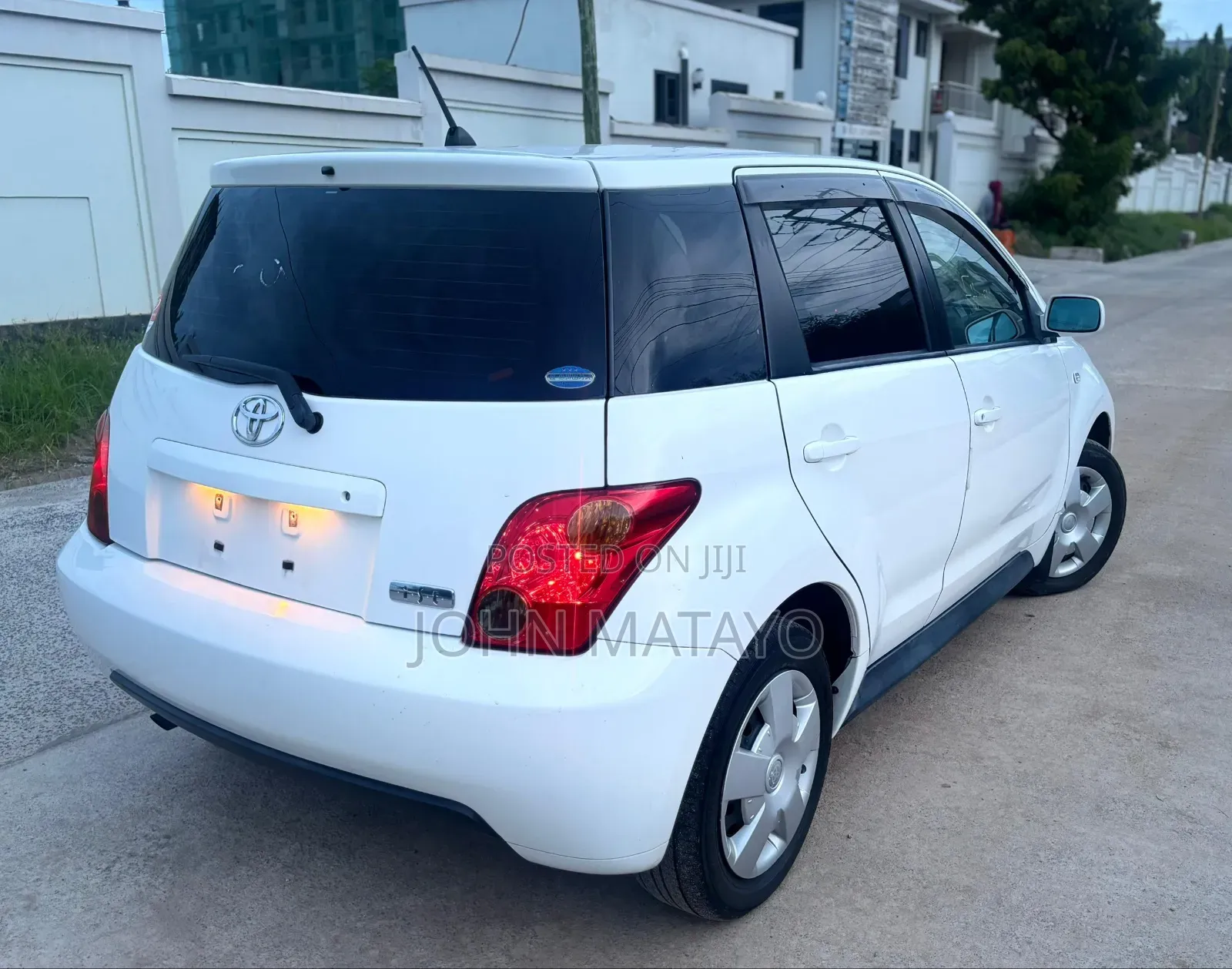 Toyota IST 2003 White