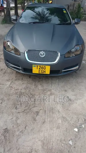 Jaguar XF 2011 Matt Black