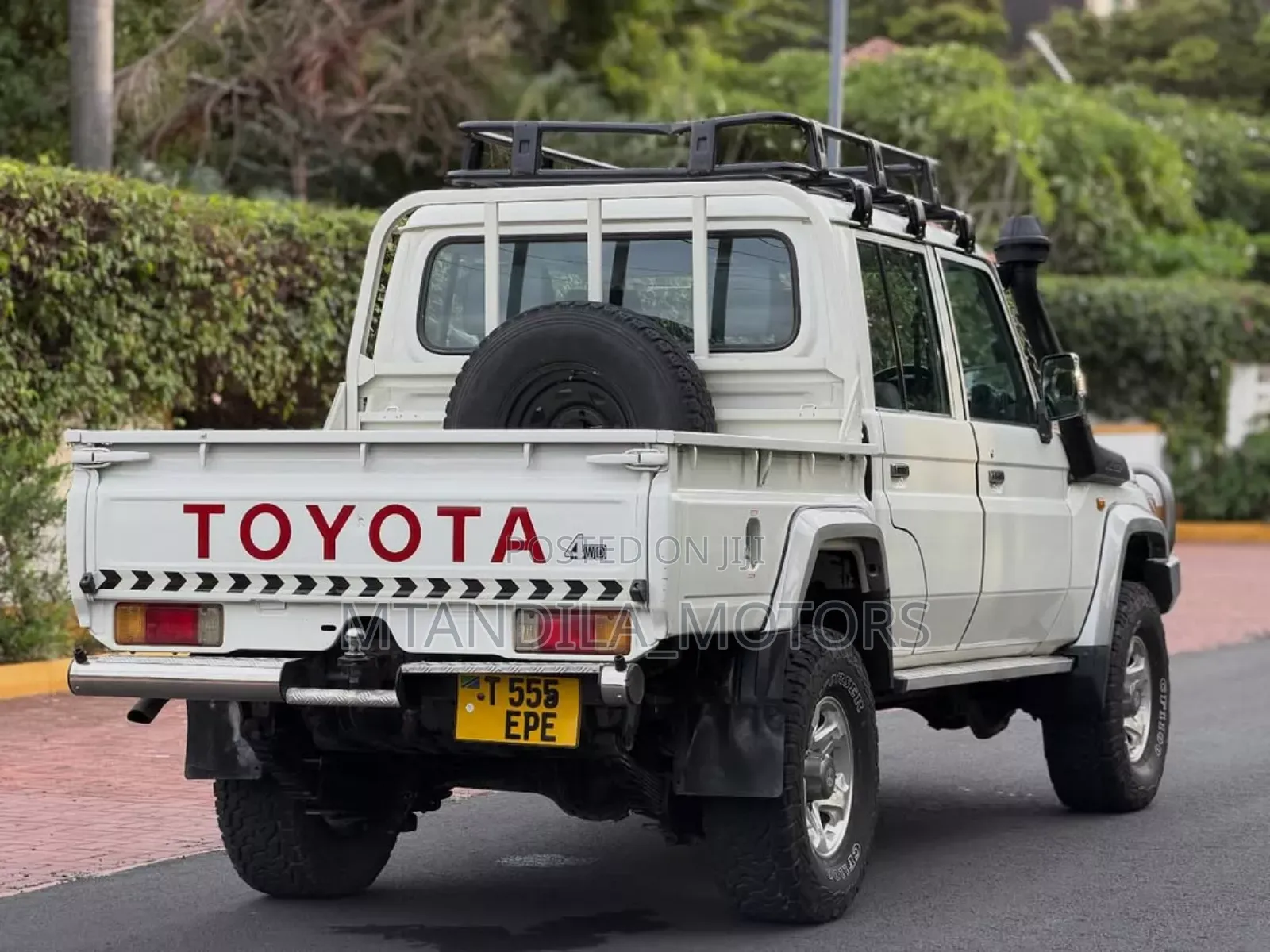 Toyota Land Cruiser 4.5 V8 TD 2019 White