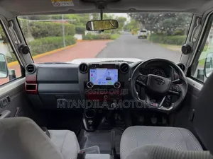 Toyota Land Cruiser 4.5 V8 TD 2019 White