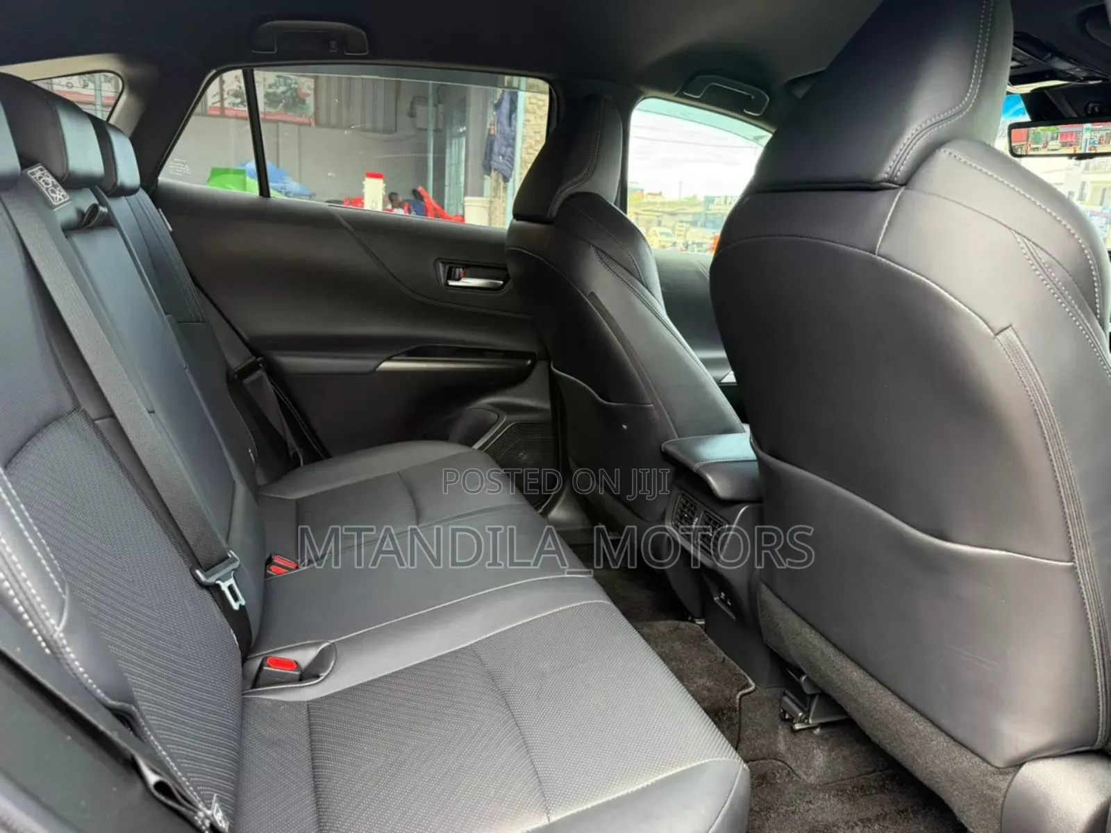 Toyota Harrier 2.5 Hybrid 2020 Black
