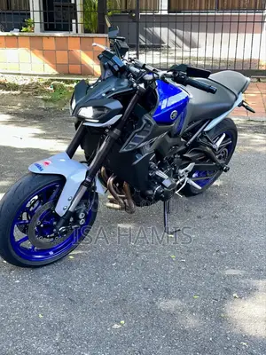 Yamaha 2022 Blue