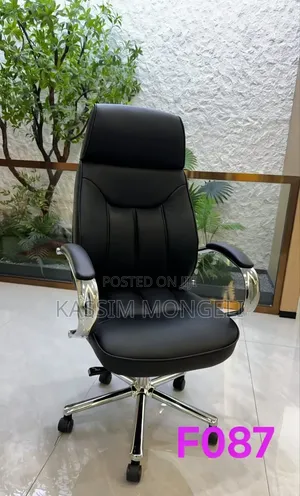 Karibuni Exciteve Chairs