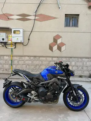 Yamaha 2021 Blue