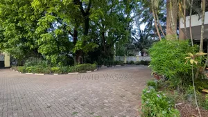 5bdrm House in House, Mikocheni for rent