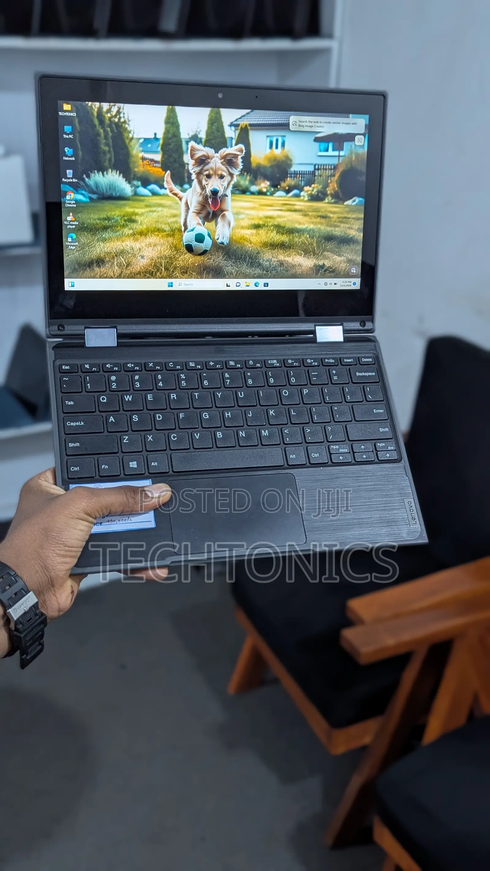 Laptop Lenovo 300e 4GB Intel SSD 128GB