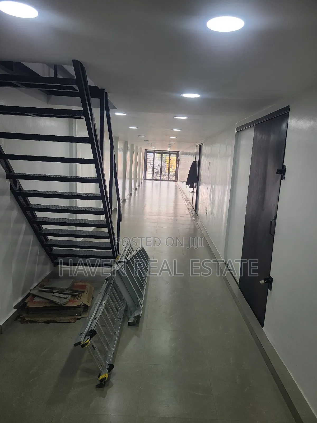 Show Room Office Space for Rent at Kamata Kariakoo