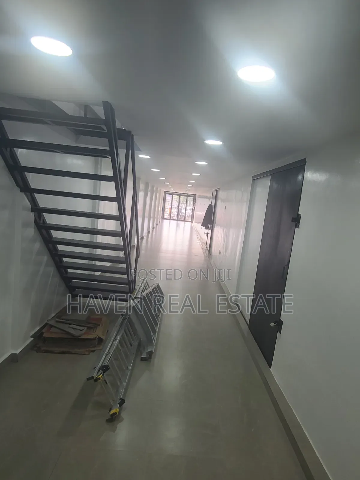 Show Room Office Space for Rent at Kamata Kariakoo