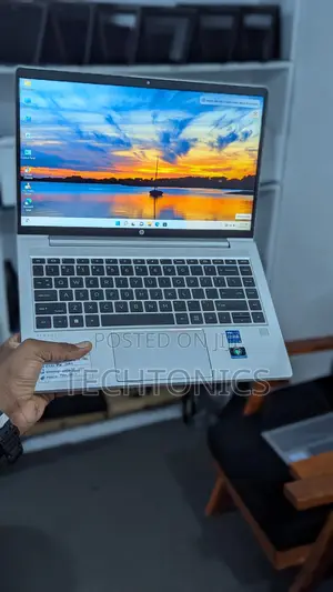 Laptop HP ProBook 440 8GB Intel Core i5 SSD 256GB