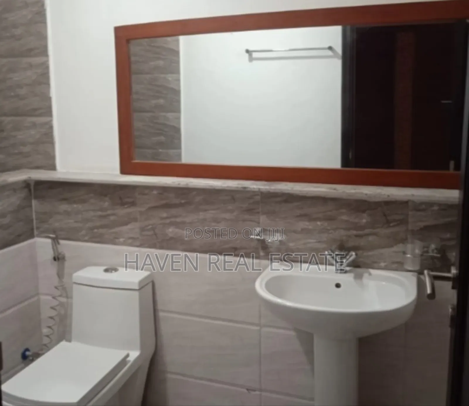 5bdrm Villa in Masaki for rent