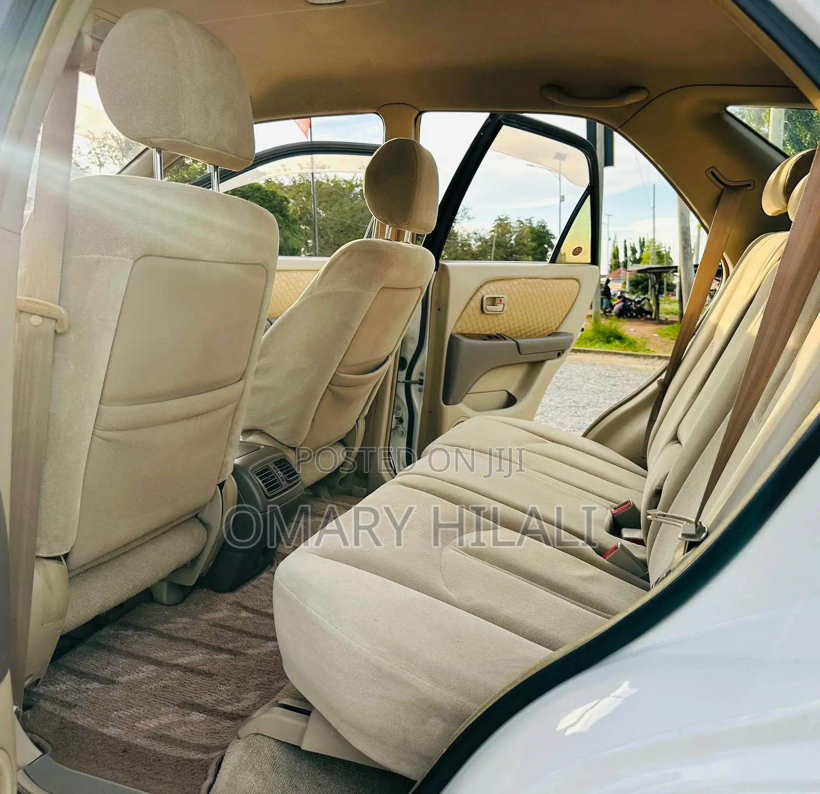 Toyota Harrier 2000 Silver