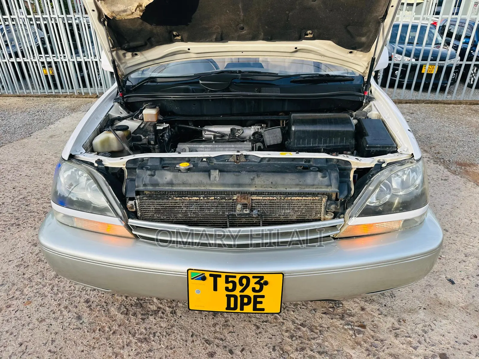Toyota Harrier 2000 Silver