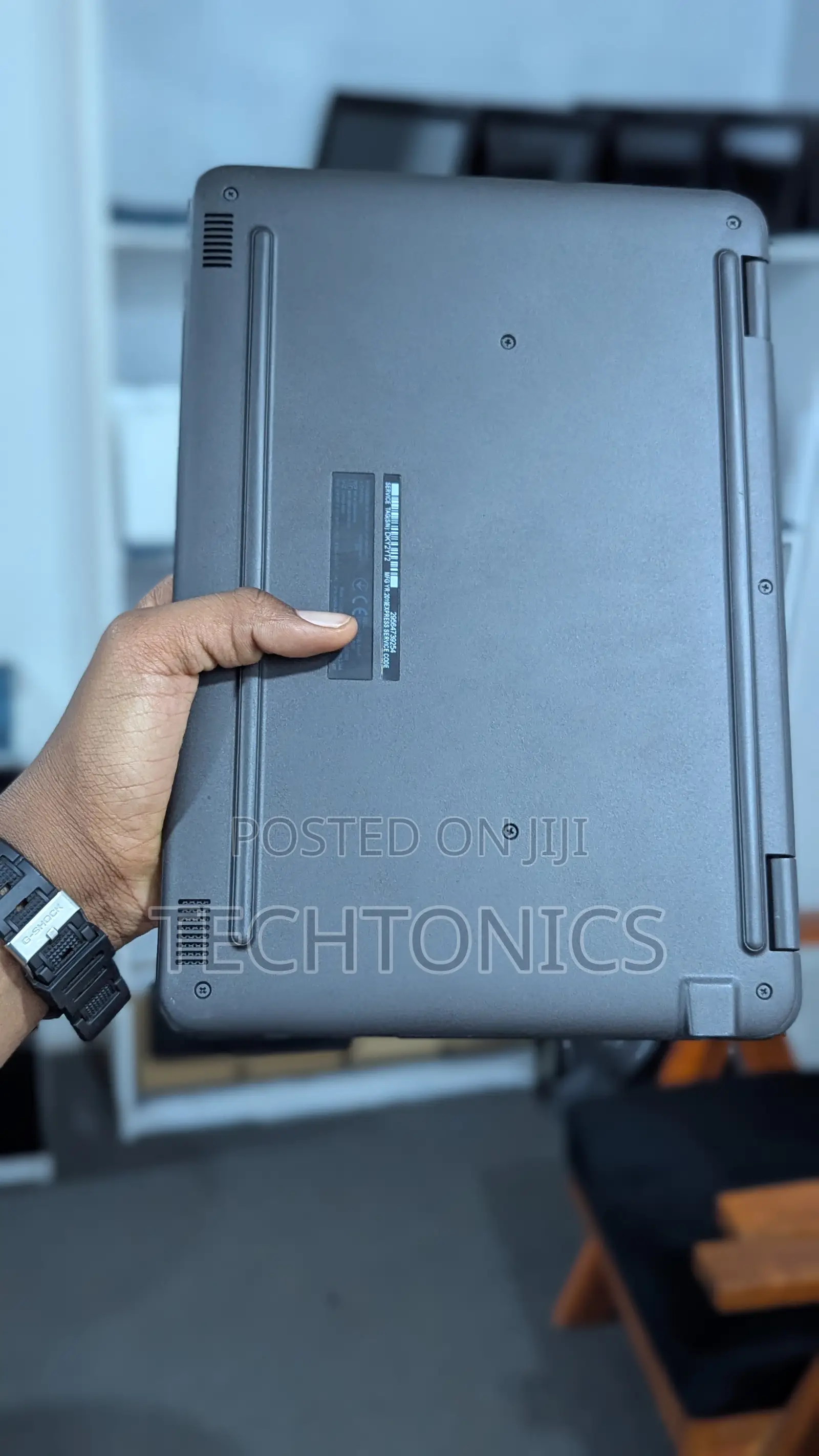 Laptop Dell Latitude 3189 4GB Intel SSD 160GB