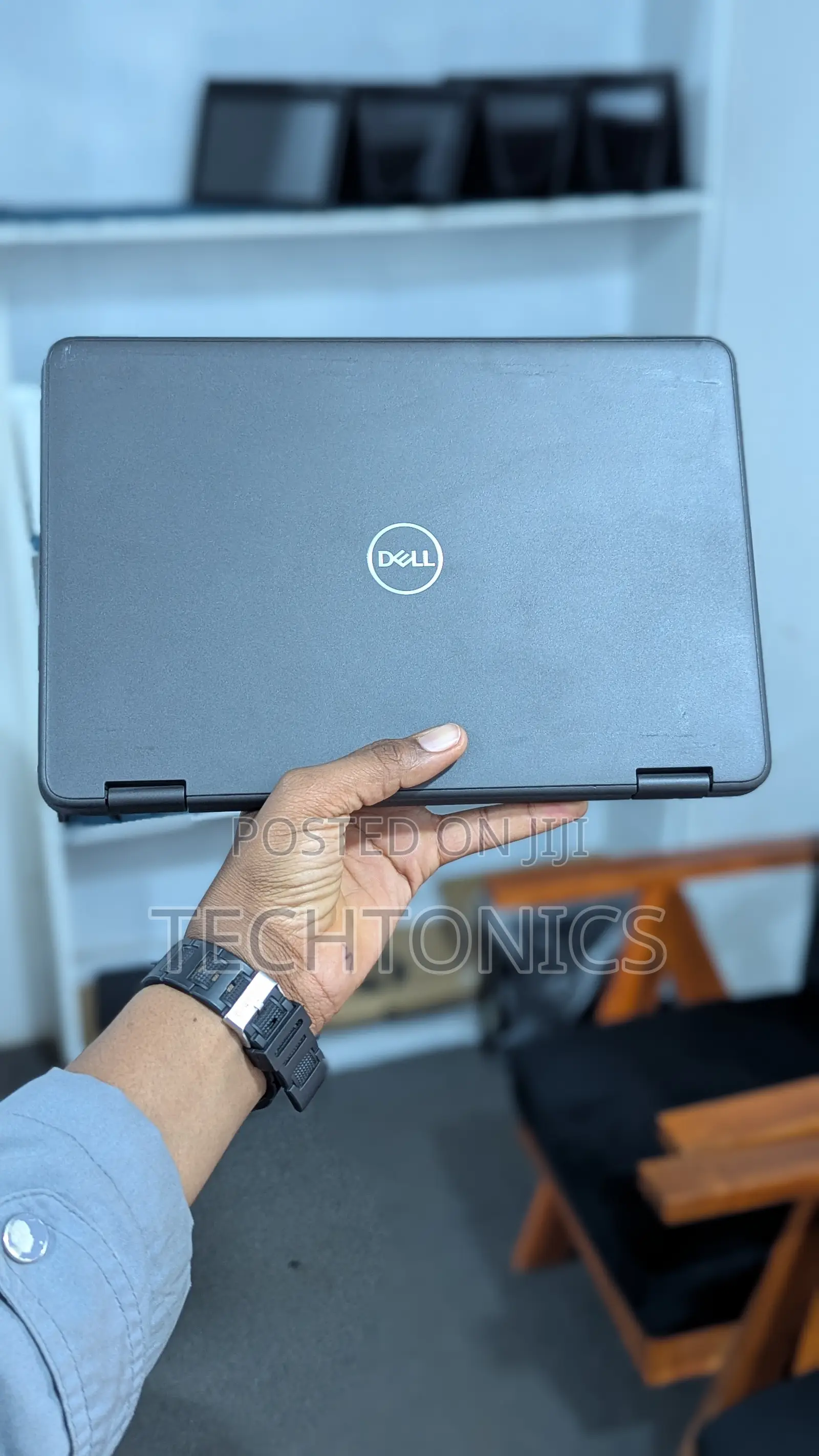 Laptop Dell Latitude 3189 4GB Intel SSD 160GB