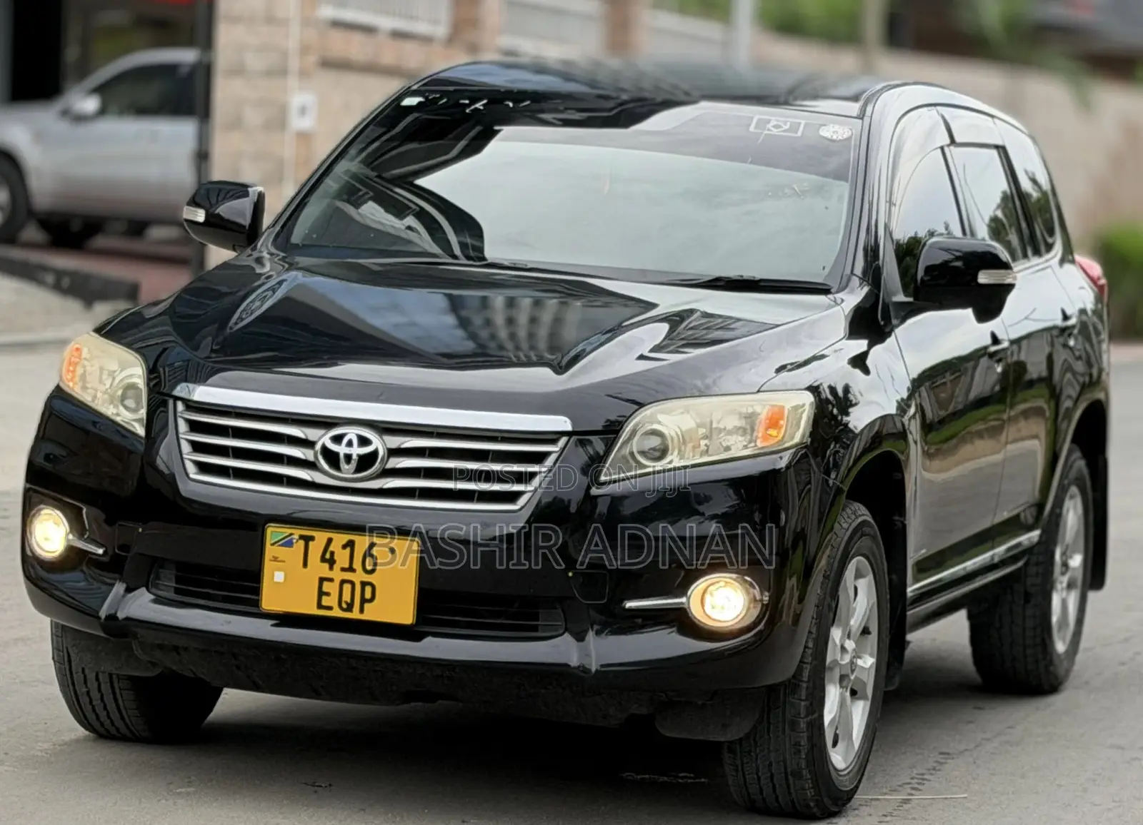 Toyota Vanguard 2010 Black