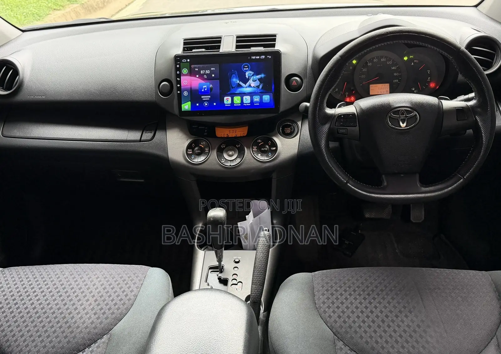 Toyota Vanguard 2010 Black