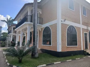 4bdrm Villa in Mikocheni for rent