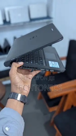 Laptop Dell Latitude 3350 8GB Intel Core i5 HDD 500GB
