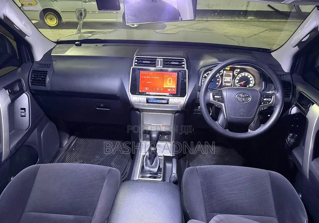 Toyota Land Cruiser Prado 2019 White