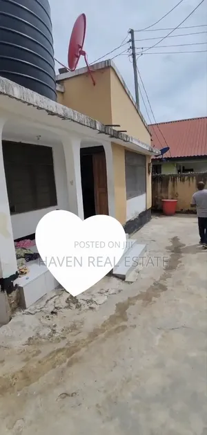 3bdrm House in Sinza for sale