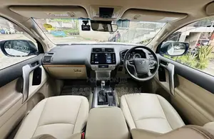 Toyota Land Cruiser Prado 2.7 2022 White
