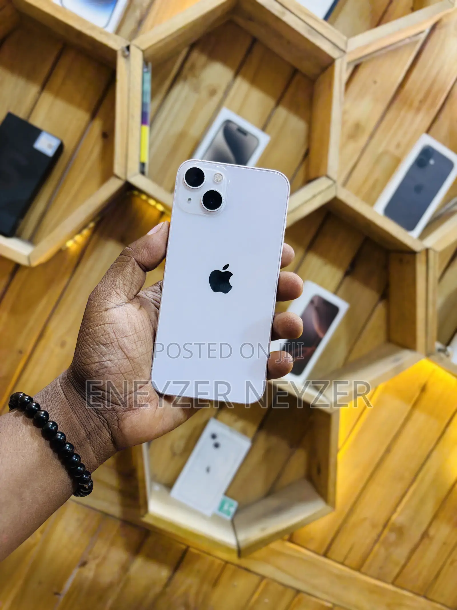 Apple iPhone 13 256 GB Pink